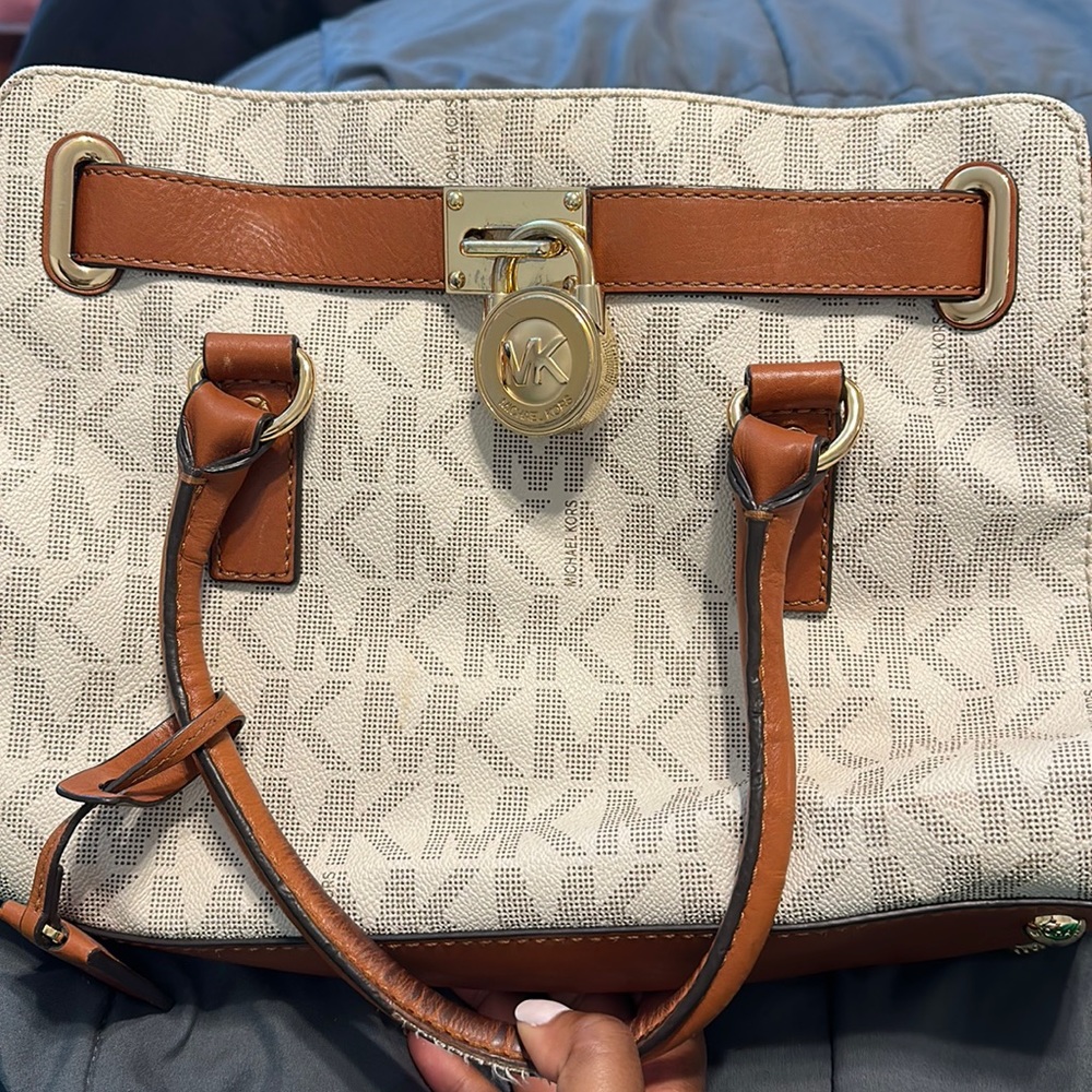 Gently worn leather monogram Michael Kors Purse